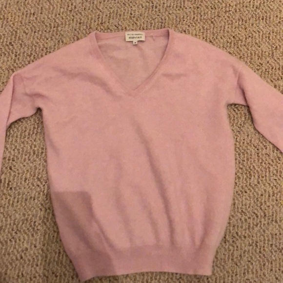 Light pink cashmere sweater - Picture 1 of 4